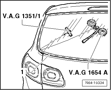 Volkswagen Tiguan. N64-10334