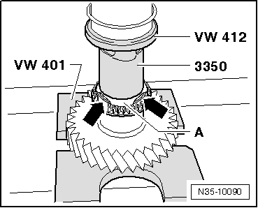 Volkswagen Tiguan. N35-10090