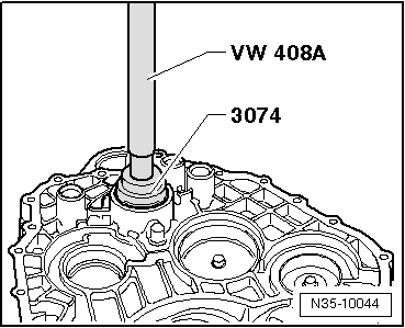 Volkswagen Tiguan. N35-10044