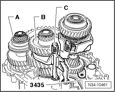 Volkswagen Tiguan. N34-10461