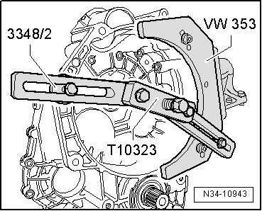 Volkswagen Tiguan. N34-10943