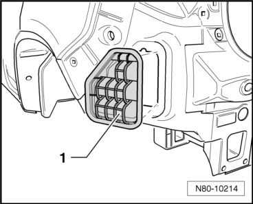 Volkswagen Tiguan. N80-10214