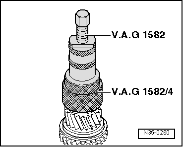 Volkswagen Tiguan. N35-0260