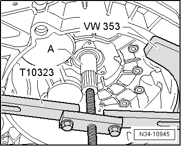 Volkswagen Tiguan. N34-10945